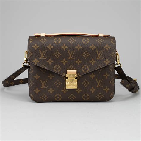 lv pochette metis monogram|louis vuitton monogram canvas pochette.